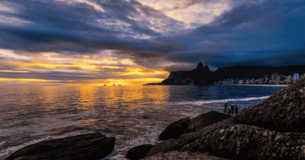 Arpoador Rock 1024x536