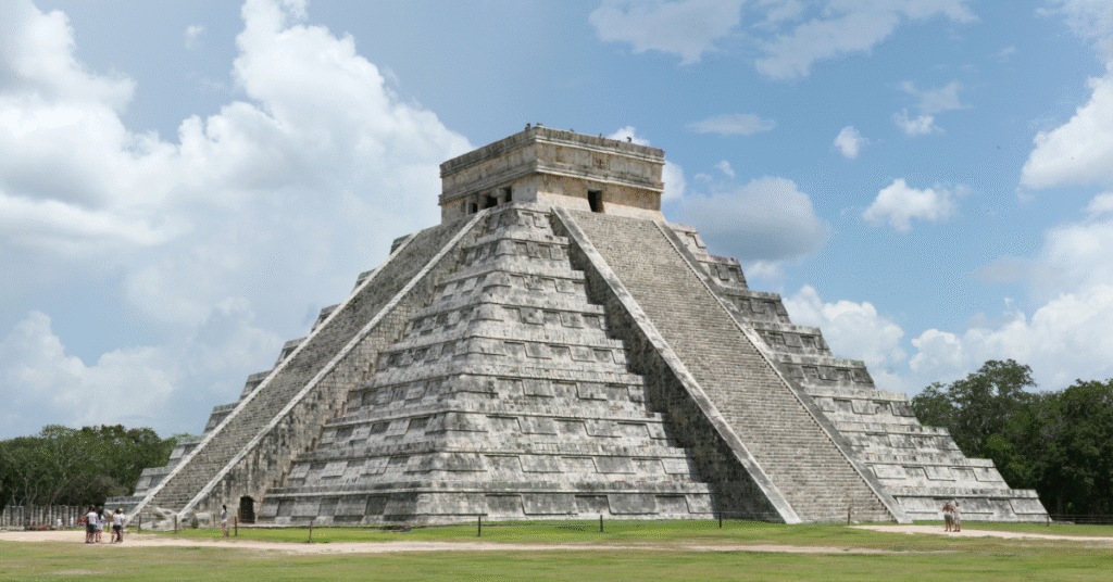 Chichen Itza 1024x536